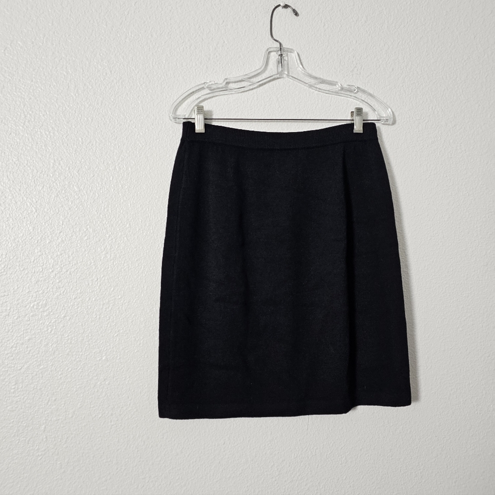 Classic Black Women's Skirt Sz 6